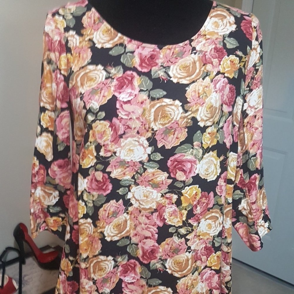 Forever 21 lower back flowy top